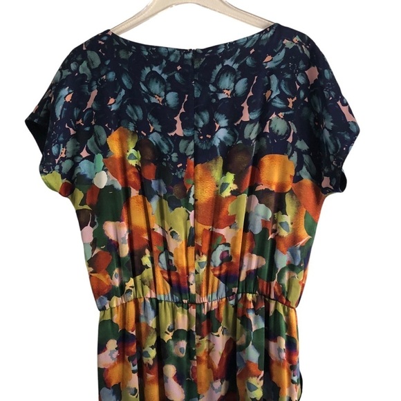 St. John Silk Shift Dress Floral Abstract Color-block Short Sleeve Size 10 - Picture 10 of 13
